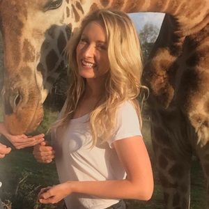 Meet your Posher, Caroline